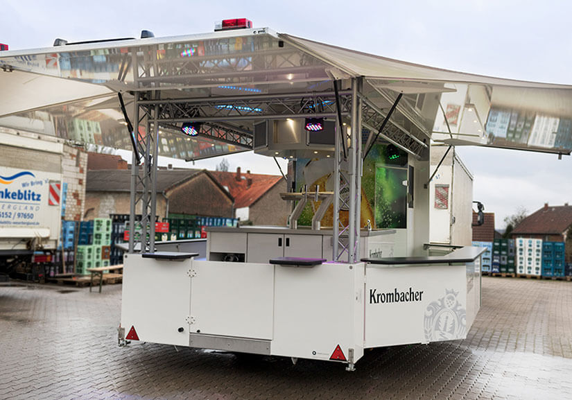 Foto des 'Krombacher Backstage'-Bierwagen